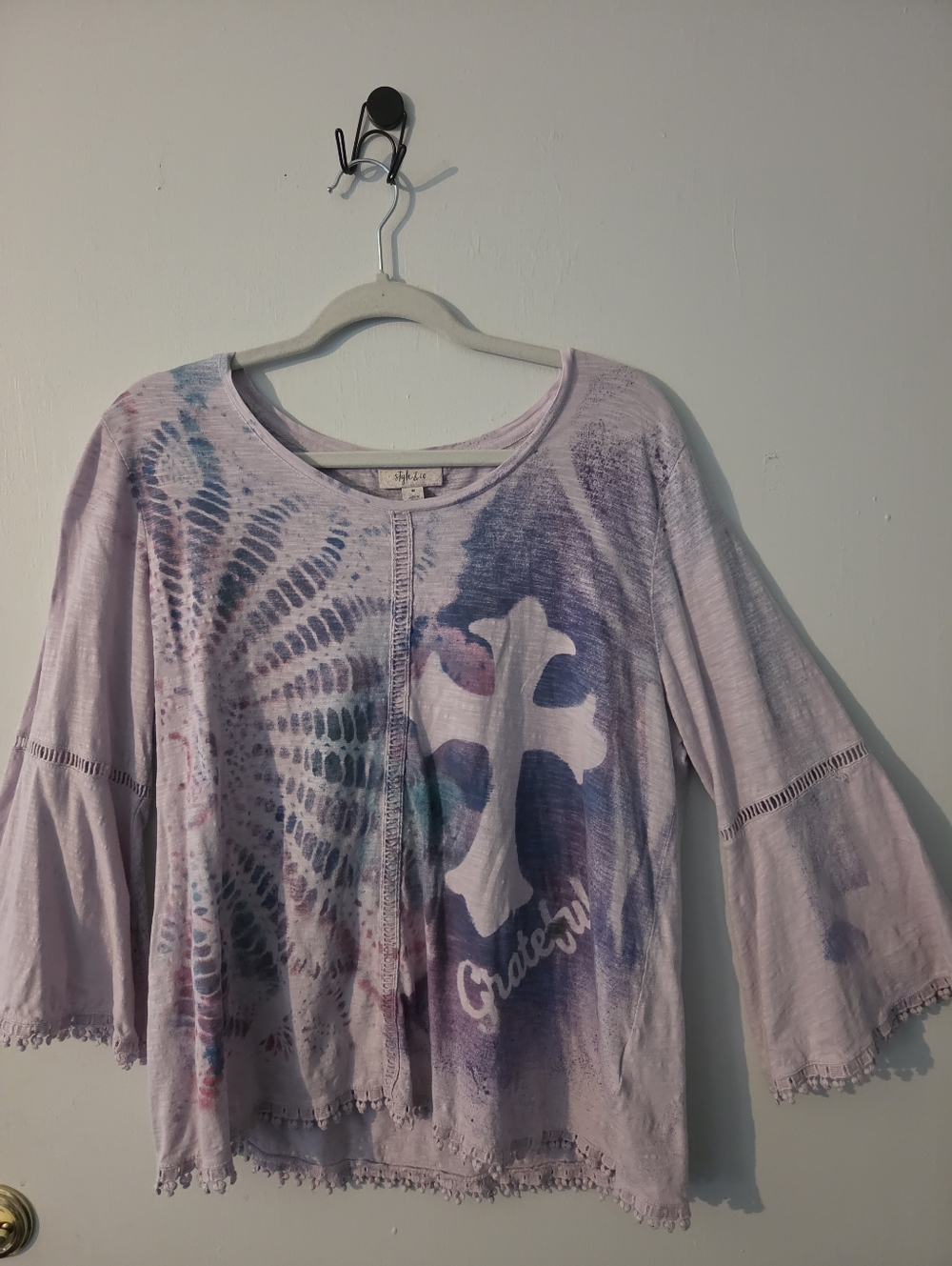 Style & Co. Lavender Tie-Dye Bell Sleeve Top with Cross Graphic Sz M